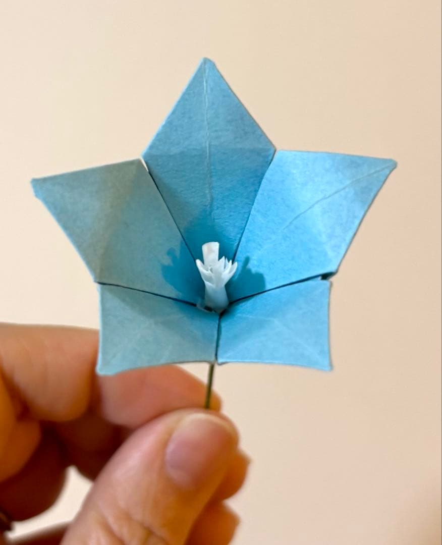 ある 折り紙フラワー