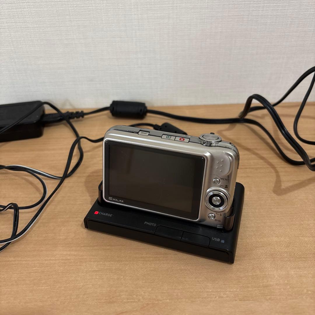 CASIO EXILIM EX-Z1200 バッテリー 充電器付