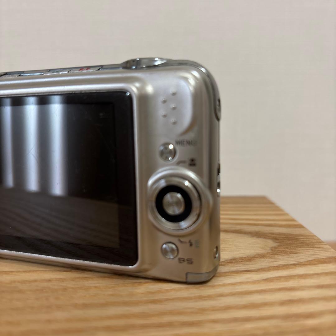 CASIO EXILIM EX-Z1200 バッテリー 充電器付