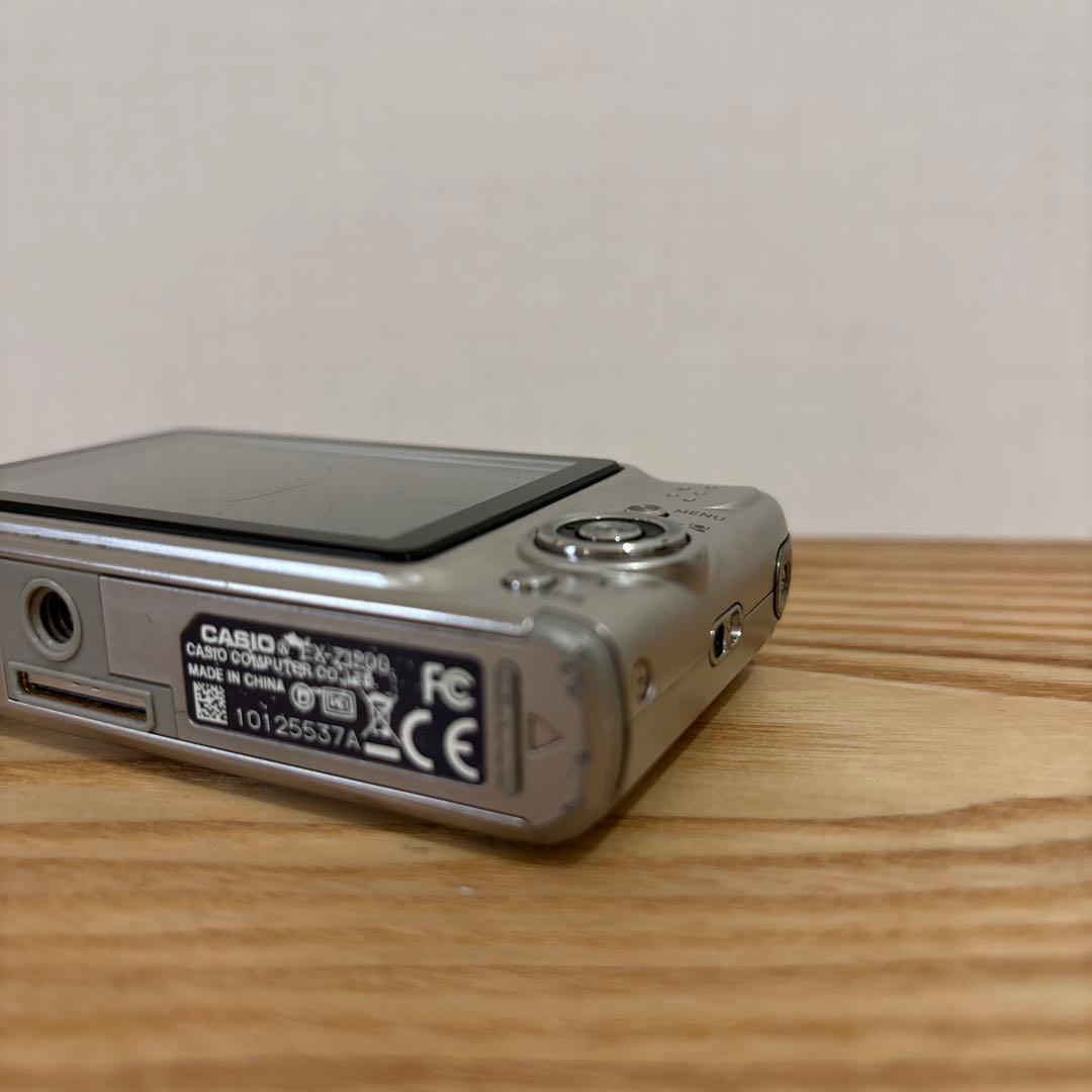 CASIO EXILIM EX-Z1200 バッテリー 充電器付