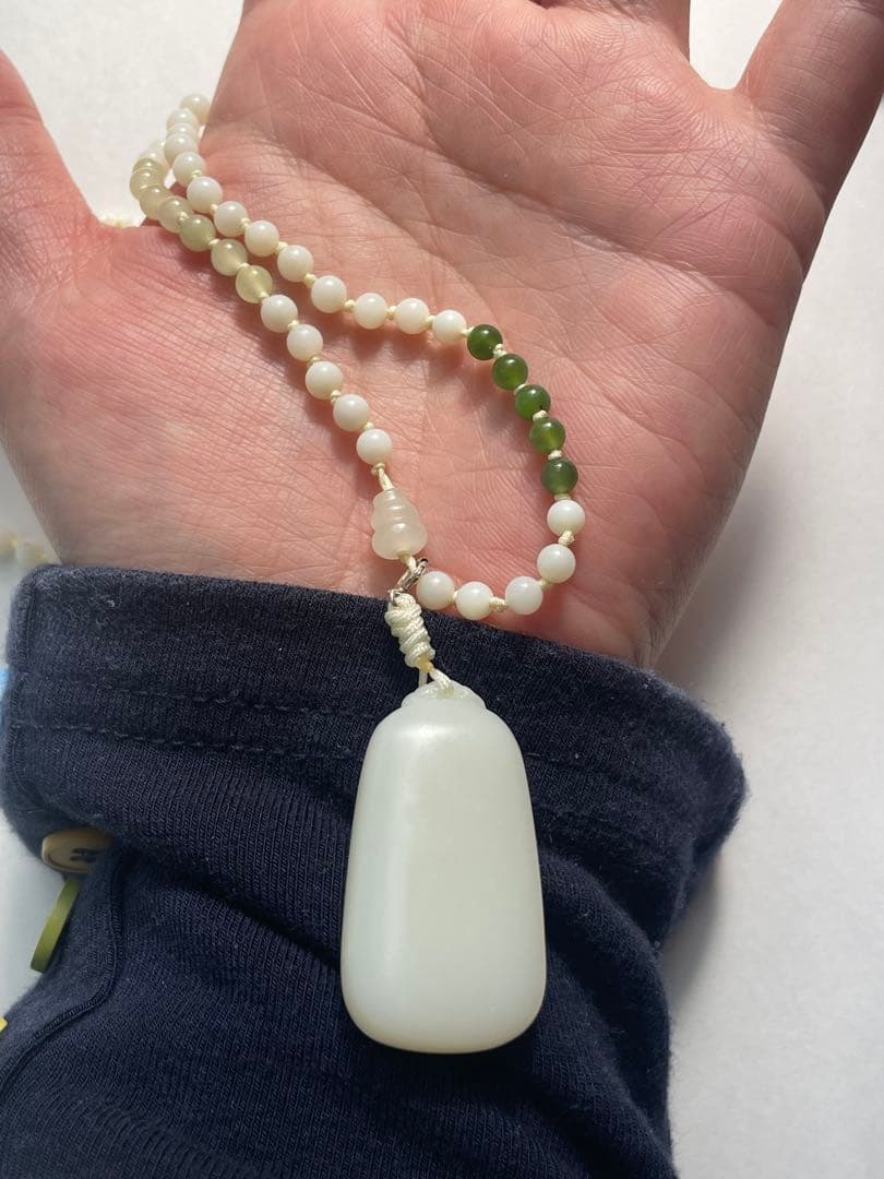 ホワイト 和田玉 ペンダントネックレス 無事牌