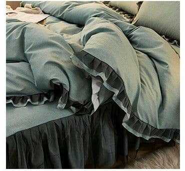 4点セットのプリンセス風レーススカートの水洗い布団シーツの少女用ベッド用品