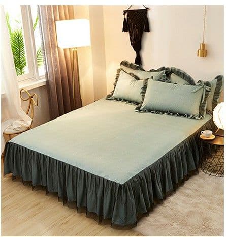 4点セットのプリンセス風レーススカートの水洗い布団シーツの少女用ベッド用品