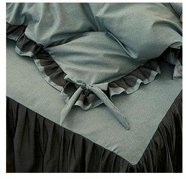 4点セットのプリンセス風レーススカートの水洗い布団シーツの少女用ベッド用品