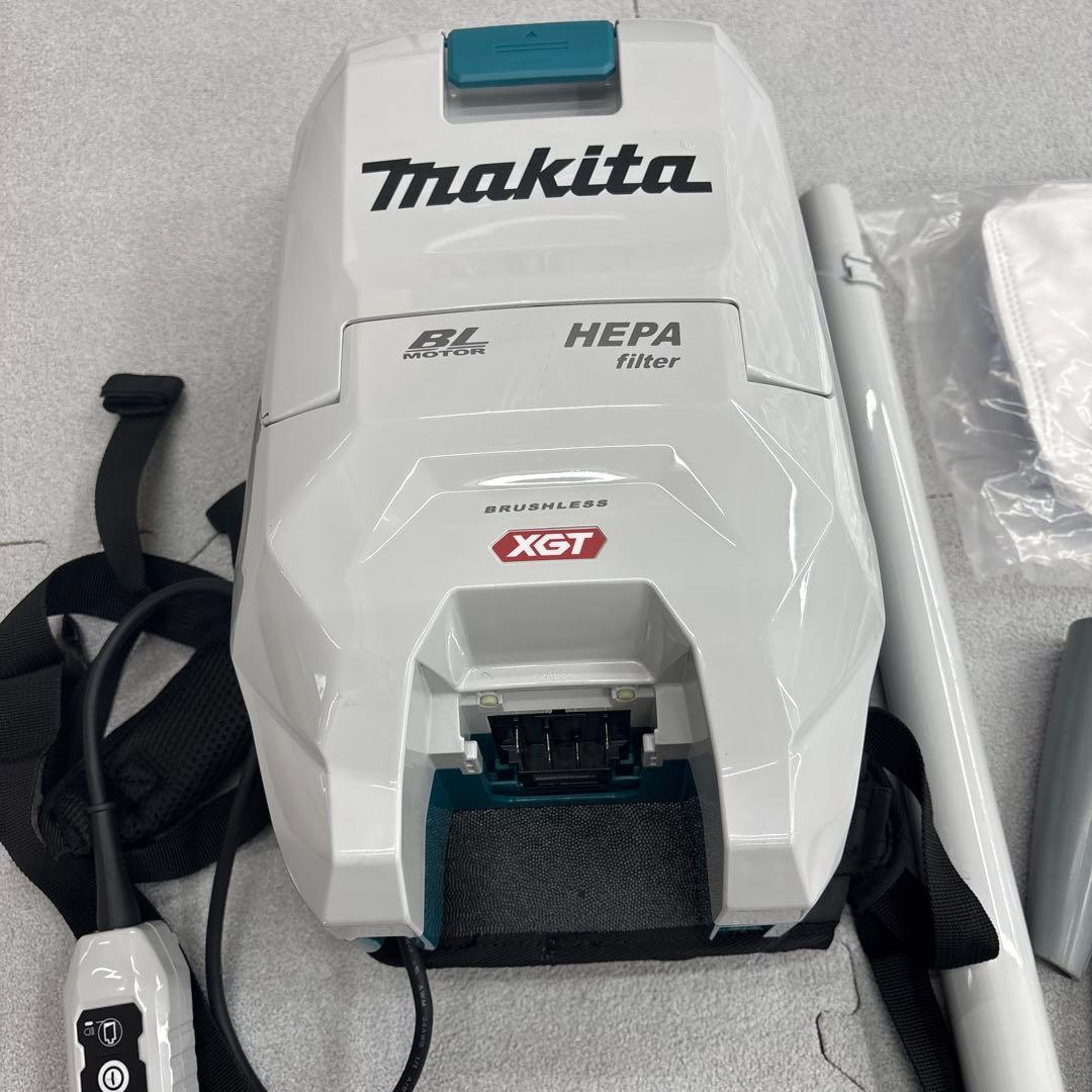 マキタ 充電式背負クリーナ VC008GZ (本体のみ バッテリ・充電器別売)