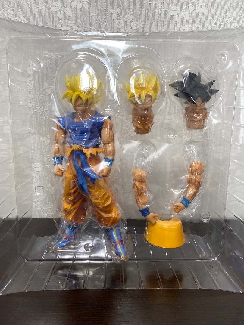 一番くじ　ドラゴンボール　A賞　ラストワン賞　超サイヤ人　孫悟空　フィギュア