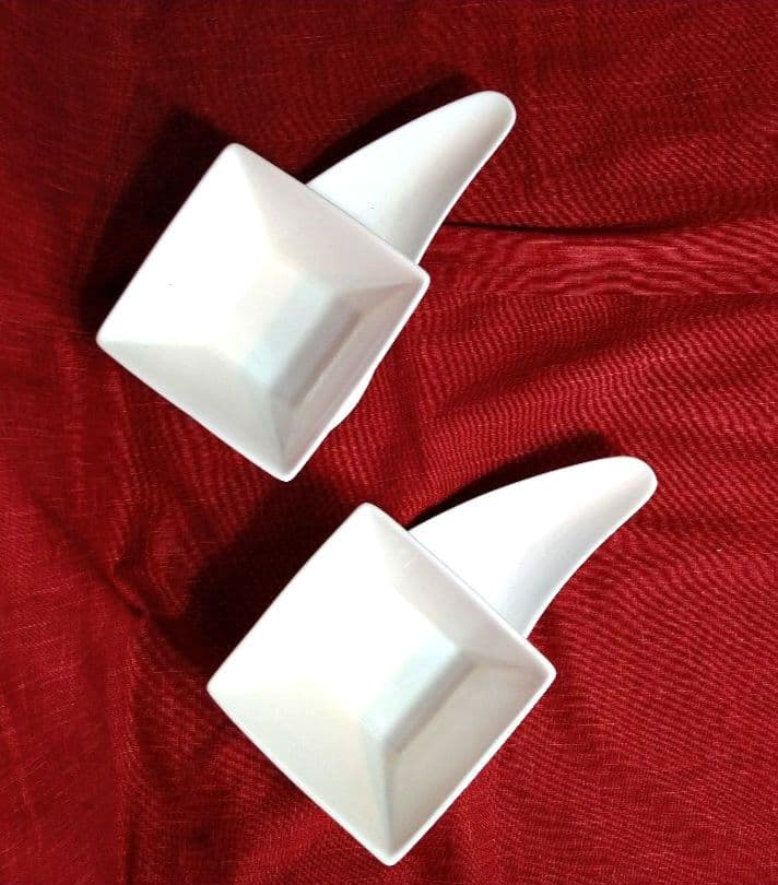 ♥華やかなパーティーセット♥素敵なディスプレイ♥新品【オシャレな３種類２組８皿】