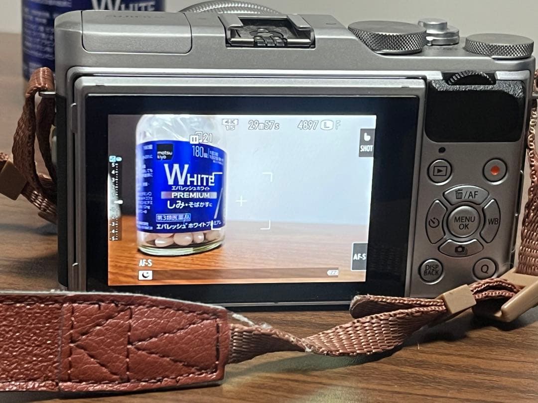 X-A5 ミラーレスカメラ シルバー