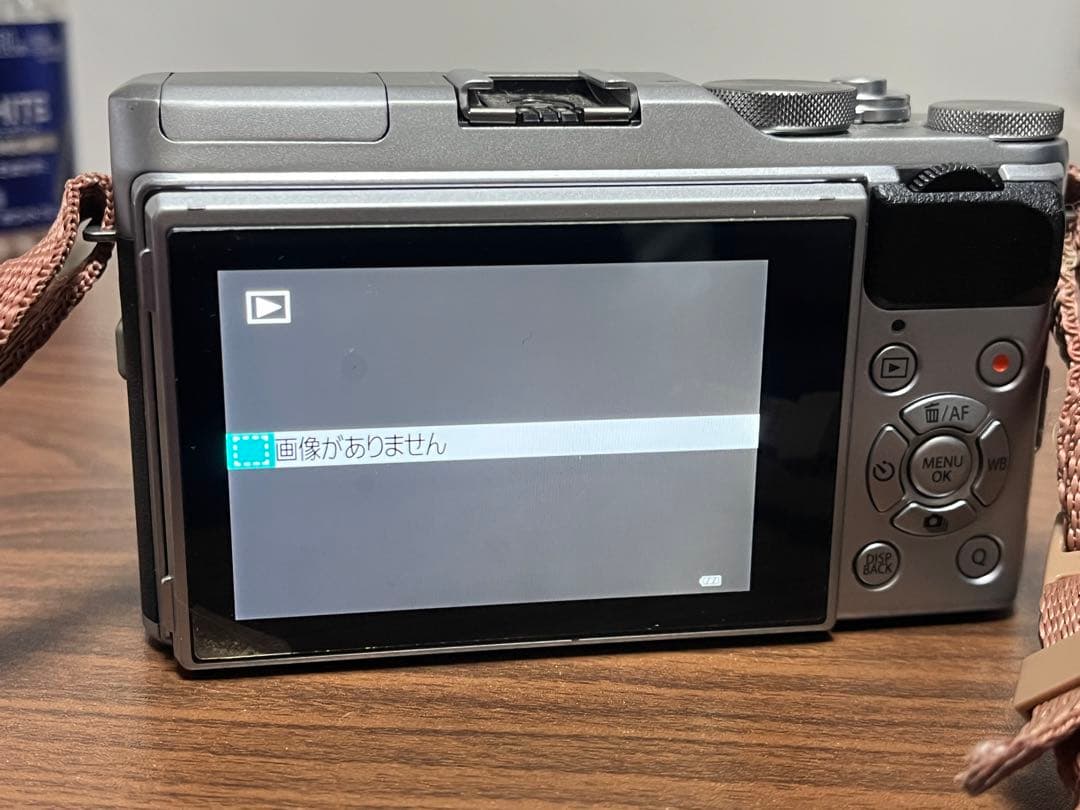 X-A5 ミラーレスカメラ シルバー