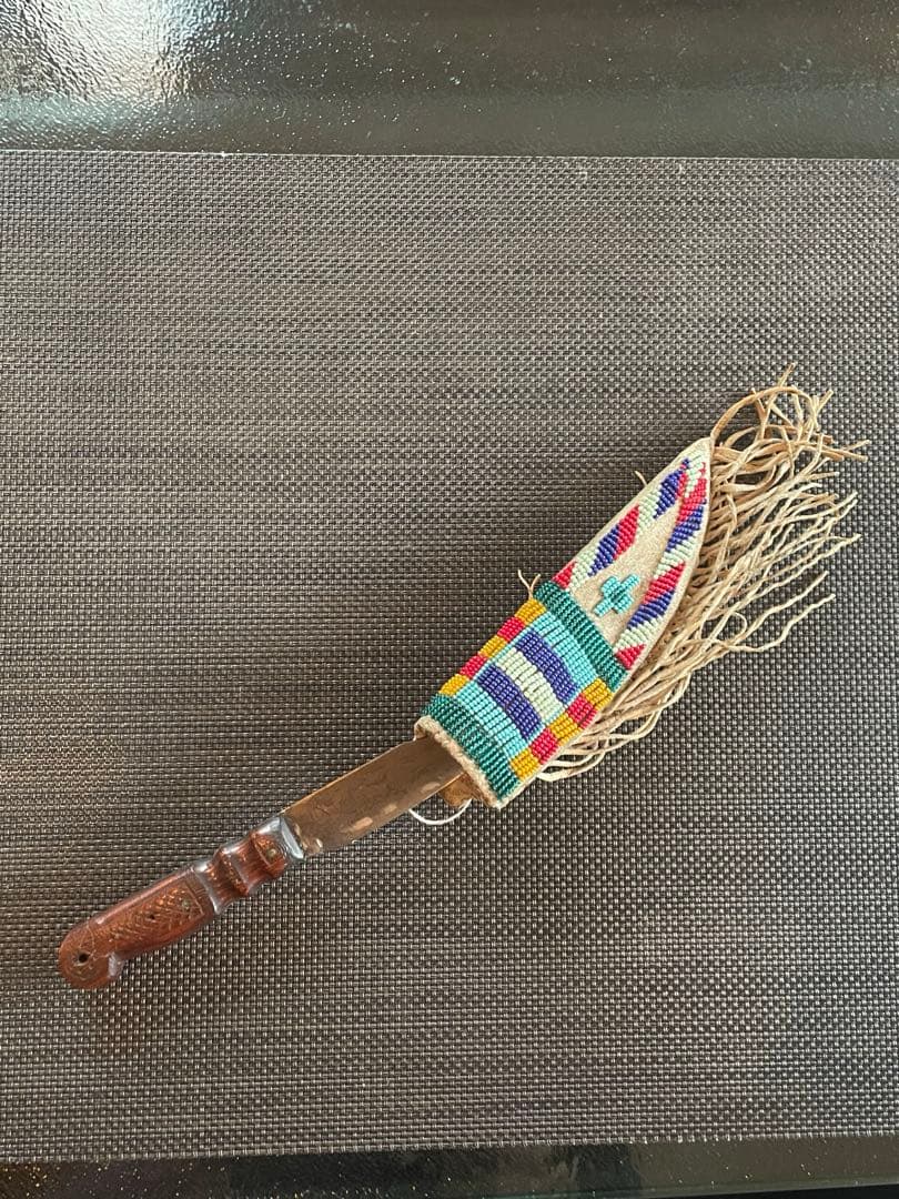 アンティーク　ビーズカバーナイフ