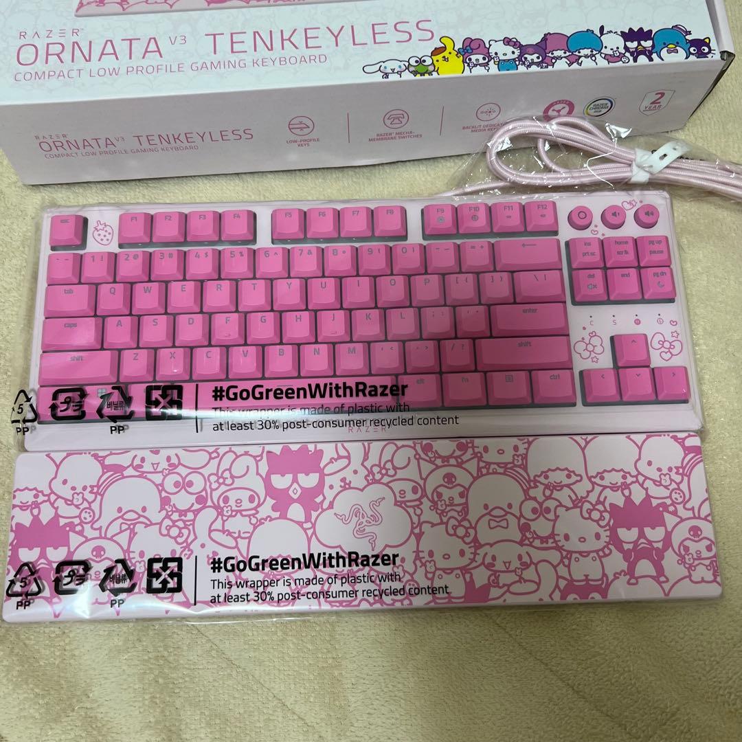 レイザーRazerゲーミングキーボードピンクサンリオキティコラボ