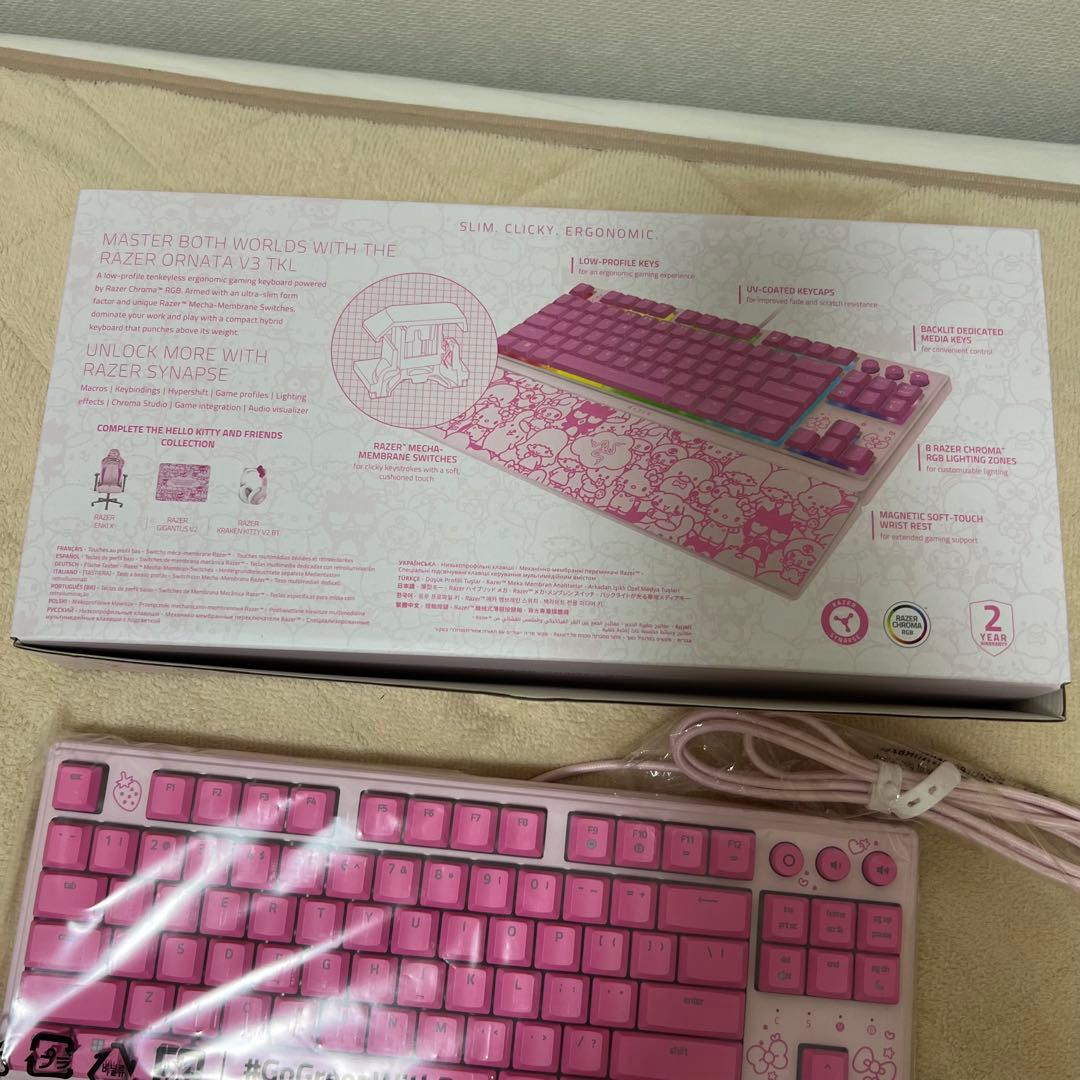 レイザーRazerゲーミングキーボードピンクサンリオキティコラボ