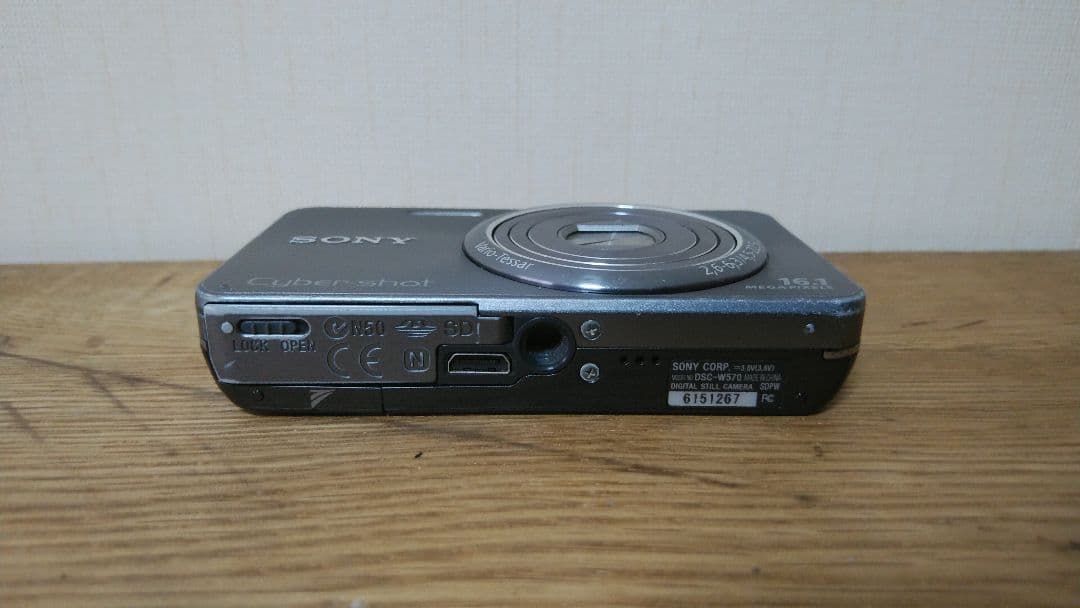 SONY Cyber-shot DSC-W570 ジャンク　デジカメ　コンデジ