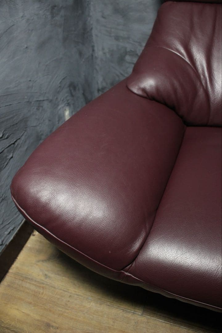 全国送無料、首都圏1.8万割引〜 カリモク クラウド　29万 本革張り ソファ