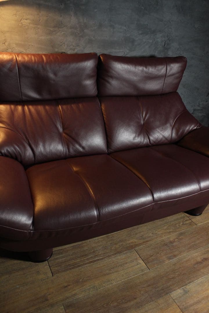 全国送無料、首都圏1.8万割引〜 カリモク クラウド　29万 本革張り ソファ