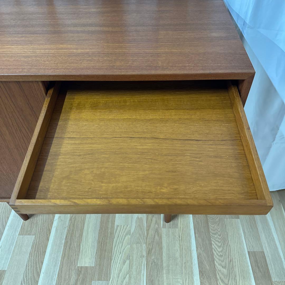 Kai Kristiansen キャビネット　チーク材