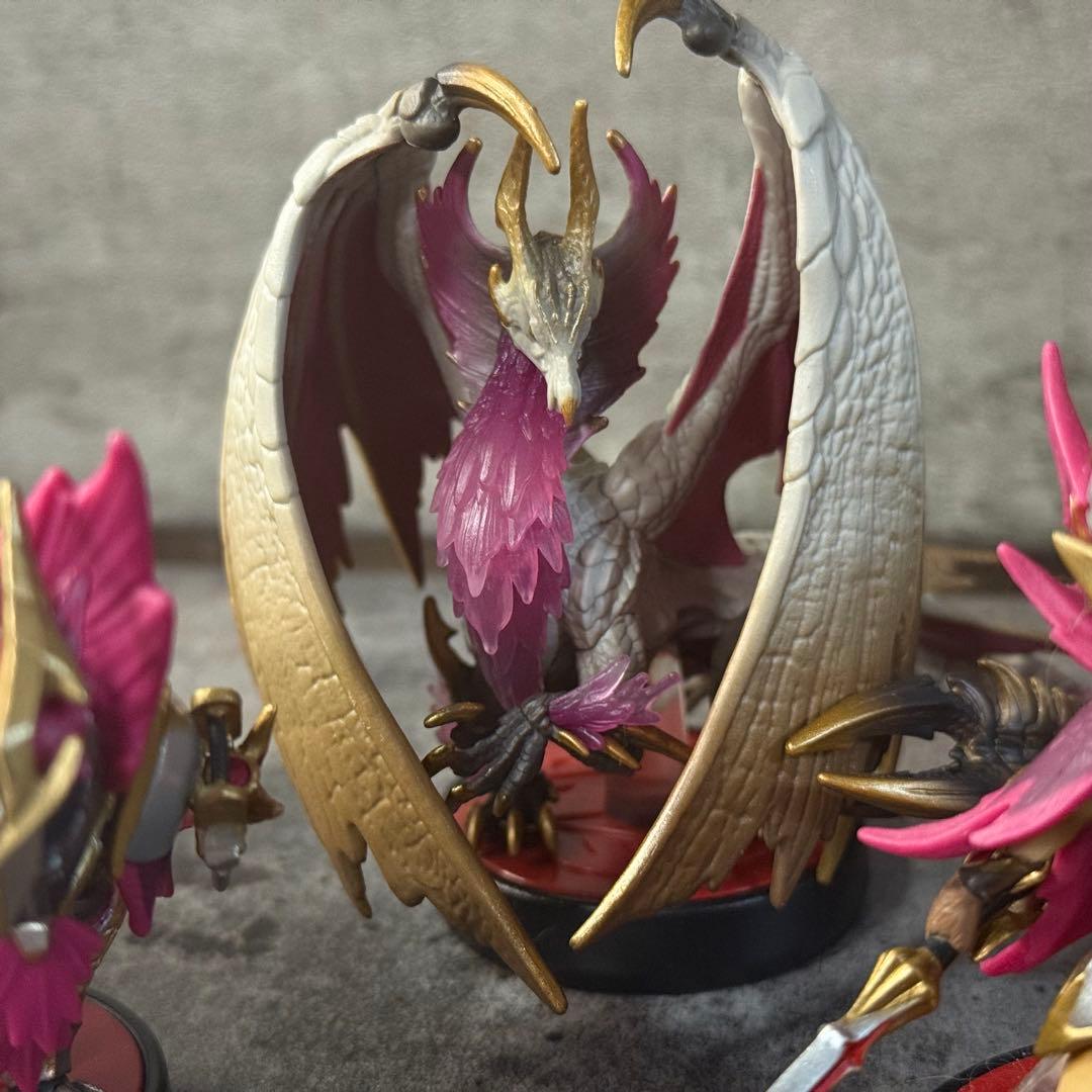 amiibo モンハン 3種セットメル・ゼナ オトモガルク オトモアイルー