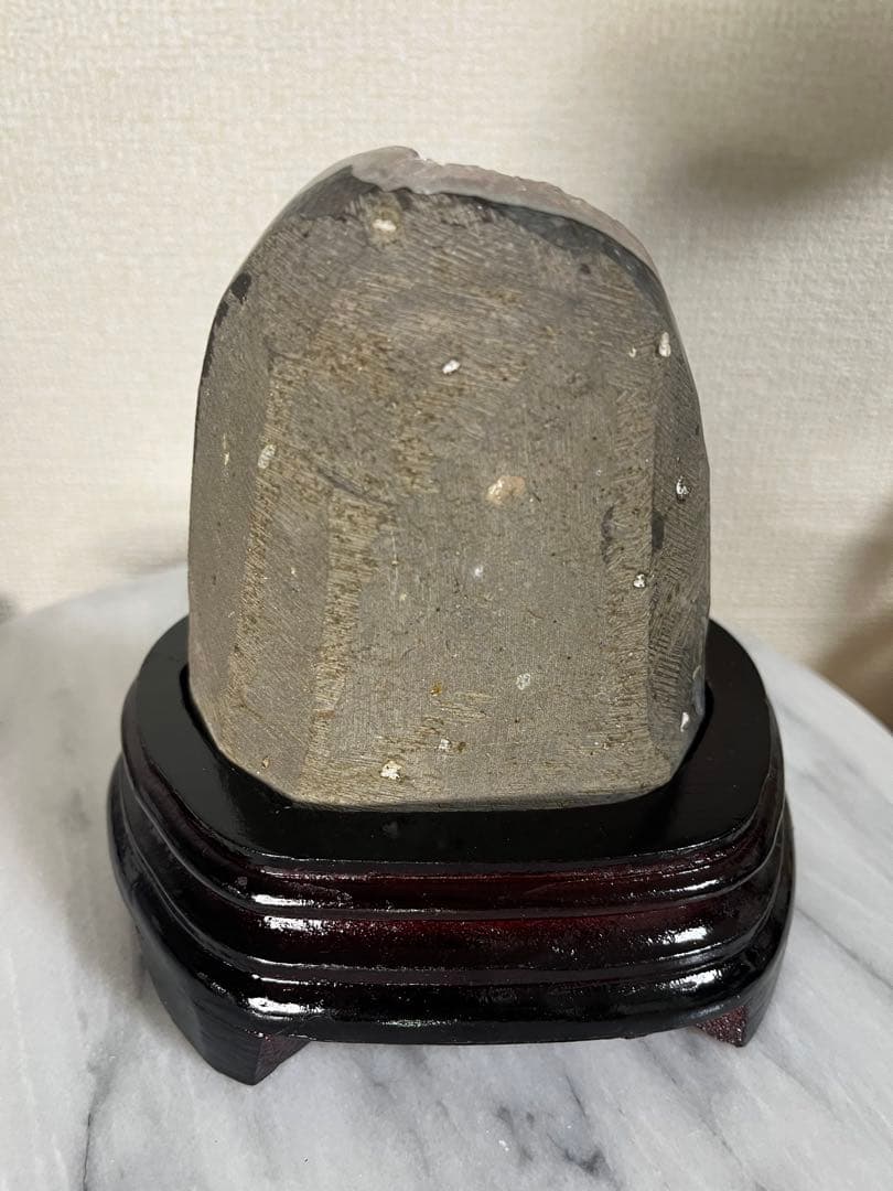 【天然石】④ピンクアメジストドーム 紫水晶　ジオード　原石　置物 木製台座付き