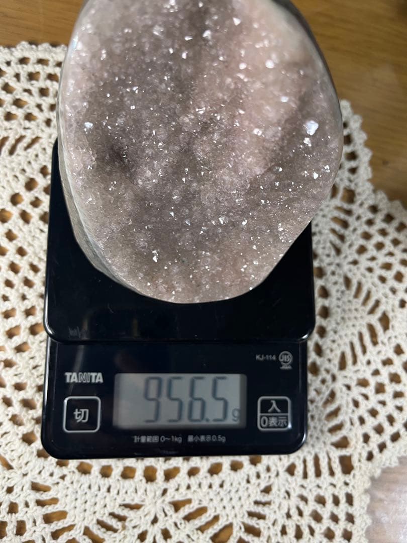 【天然石】④ピンクアメジストドーム 紫水晶　ジオード　原石　置物 木製台座付き