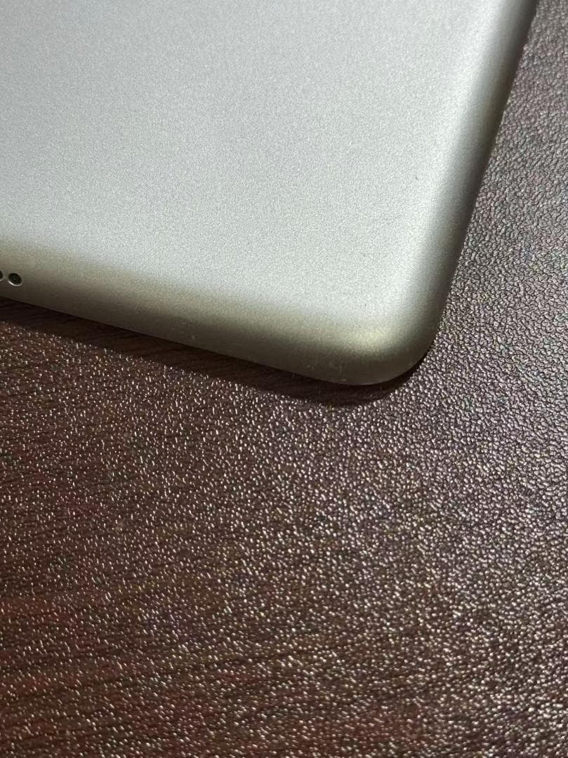 Apple iPad 本体　第7世代　128GB