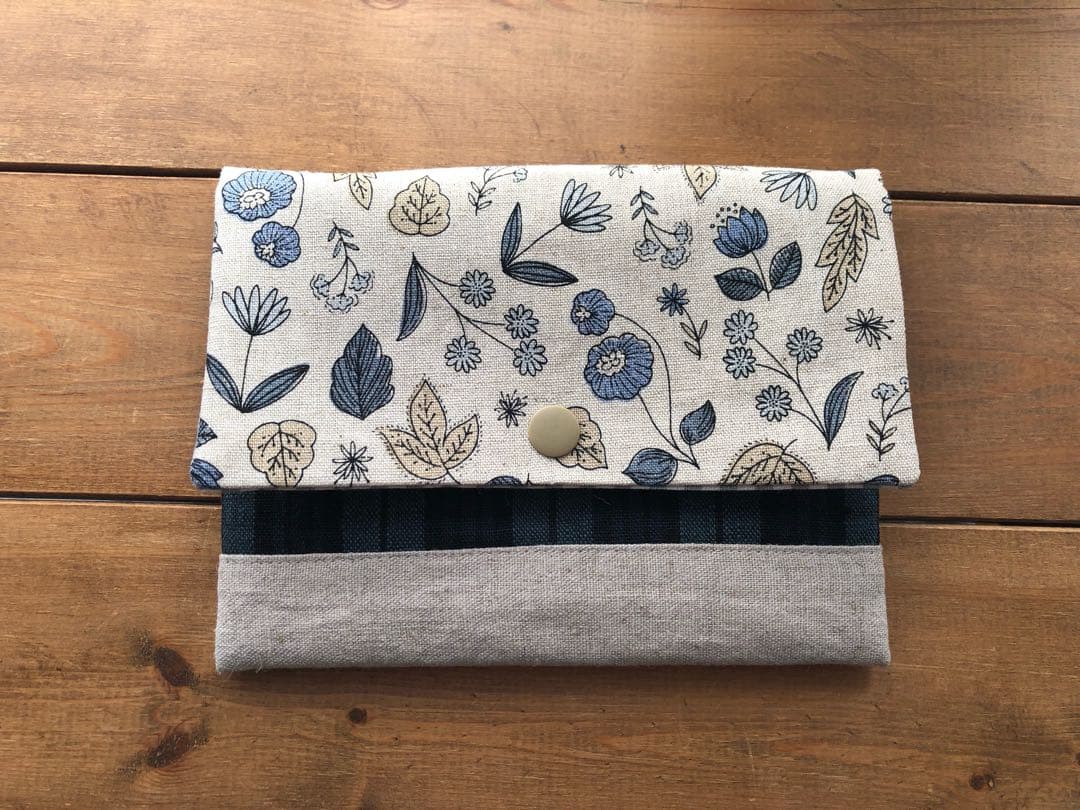 97.フラットポーチ　ブルー　　B