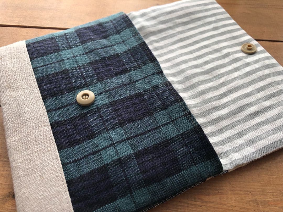 97.フラットポーチ　ブルー　　B