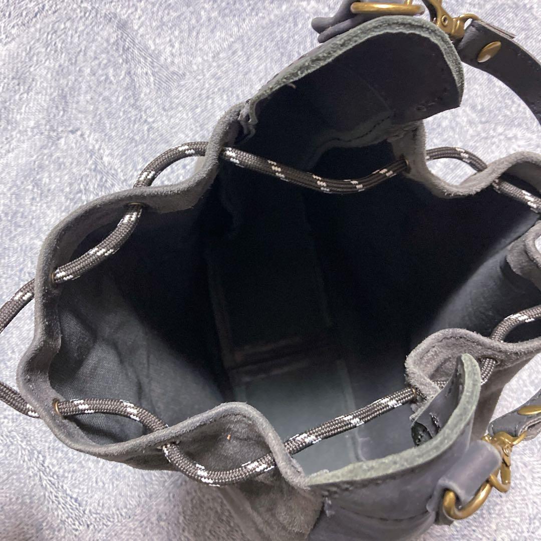 革製サコッシュ