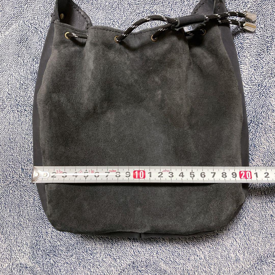 革製サコッシュ