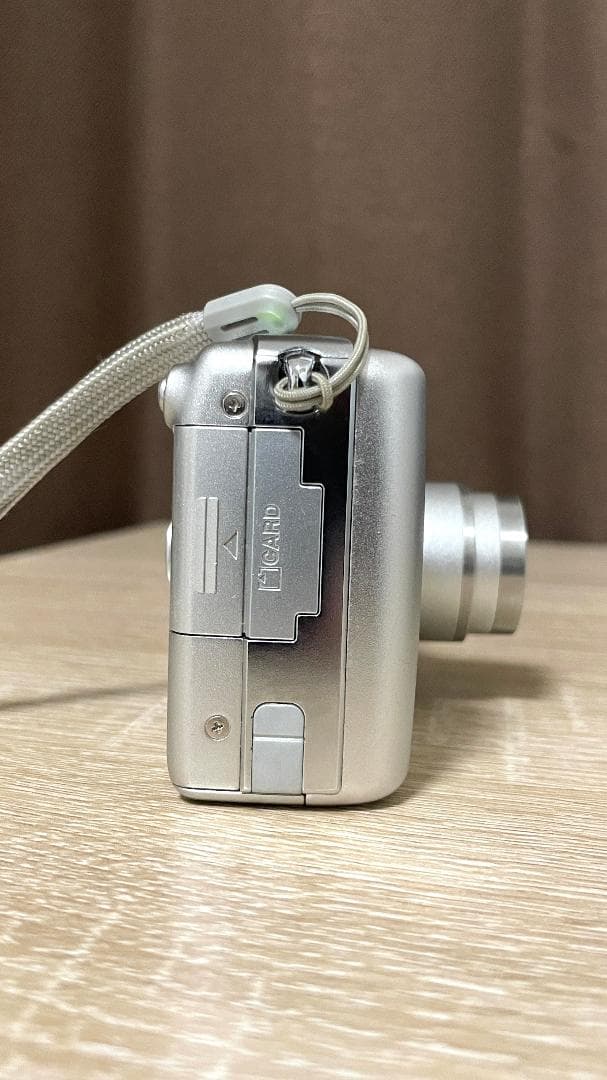 Nikon COOLPIX 4200 オールドコンデジ　レトロデジカメ