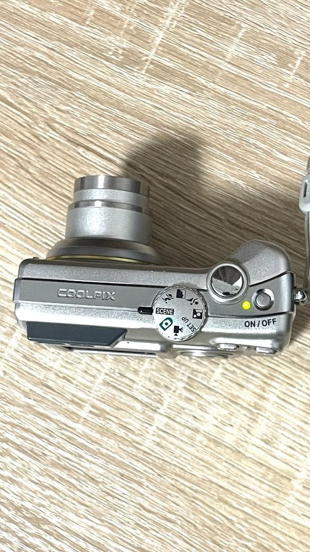 Nikon COOLPIX 4200 オールドコンデジ　レトロデジカメ