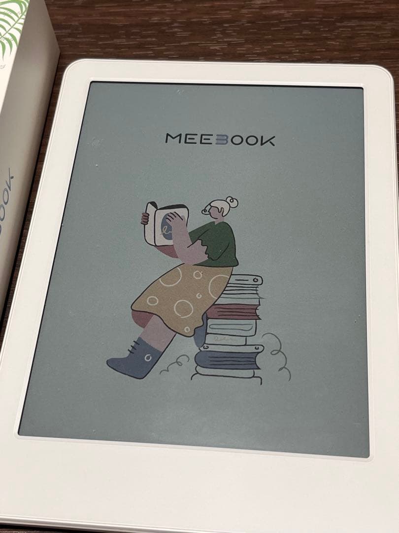 さらに値下げ　MEEBOOK M6C カラー カバー付き