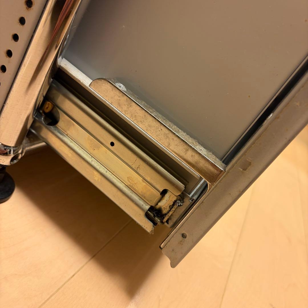 【USMハラー】1列2段キャビネット／ケーブルホールあり