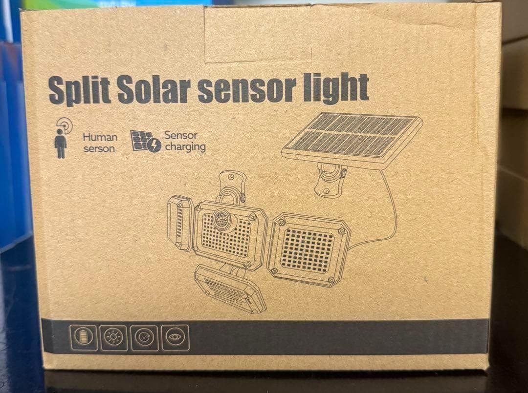 4個セット★ソーラーセンサーライト 屋外　分離型 人感センサー リモコン付き