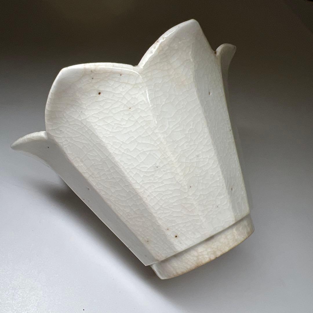 江戸中期　柿右衛門白磁猪口　口径約9.5㎝　東Y8-0216②