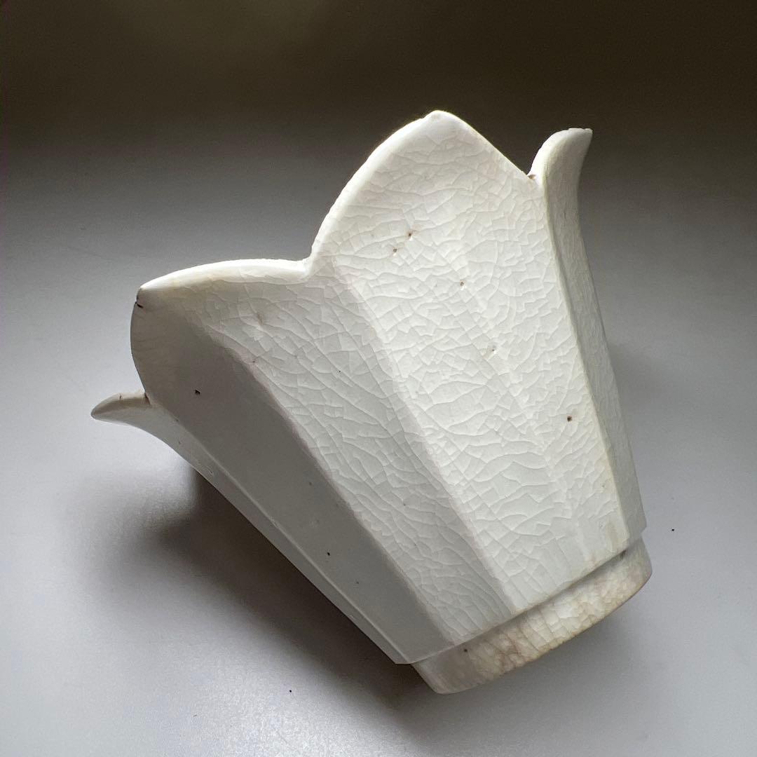 江戸中期　柿右衛門白磁猪口　口径約9.5㎝　東Y8-0216②