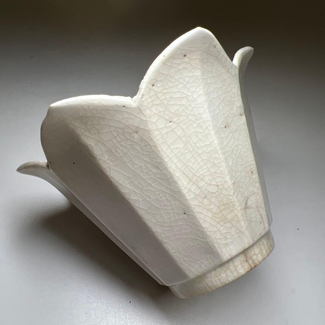 江戸中期　柿右衛門白磁猪口　口径約9.5㎝　東Y8-0216②