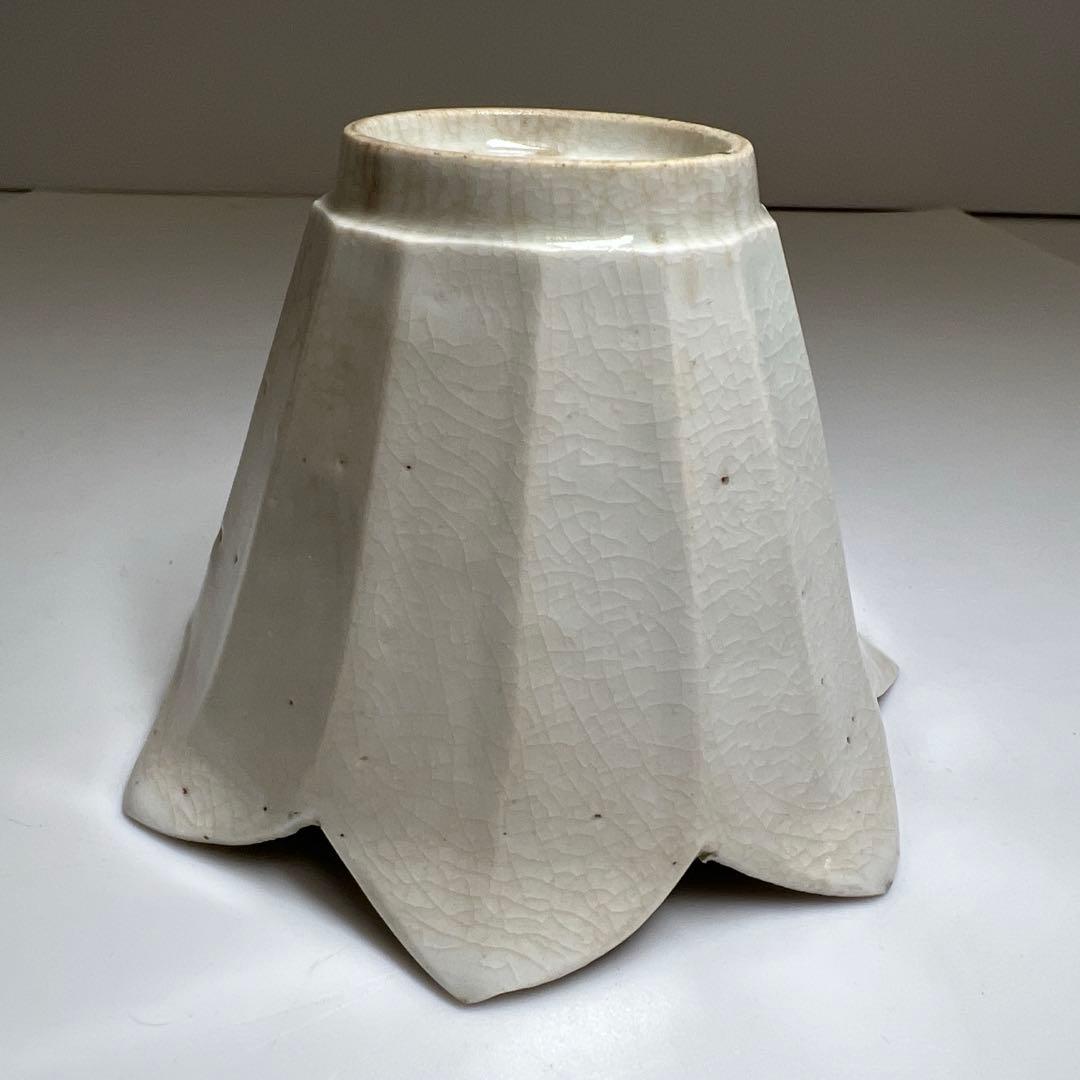 江戸中期　柿右衛門白磁猪口　口径約9.5㎝　東Y8-0216②