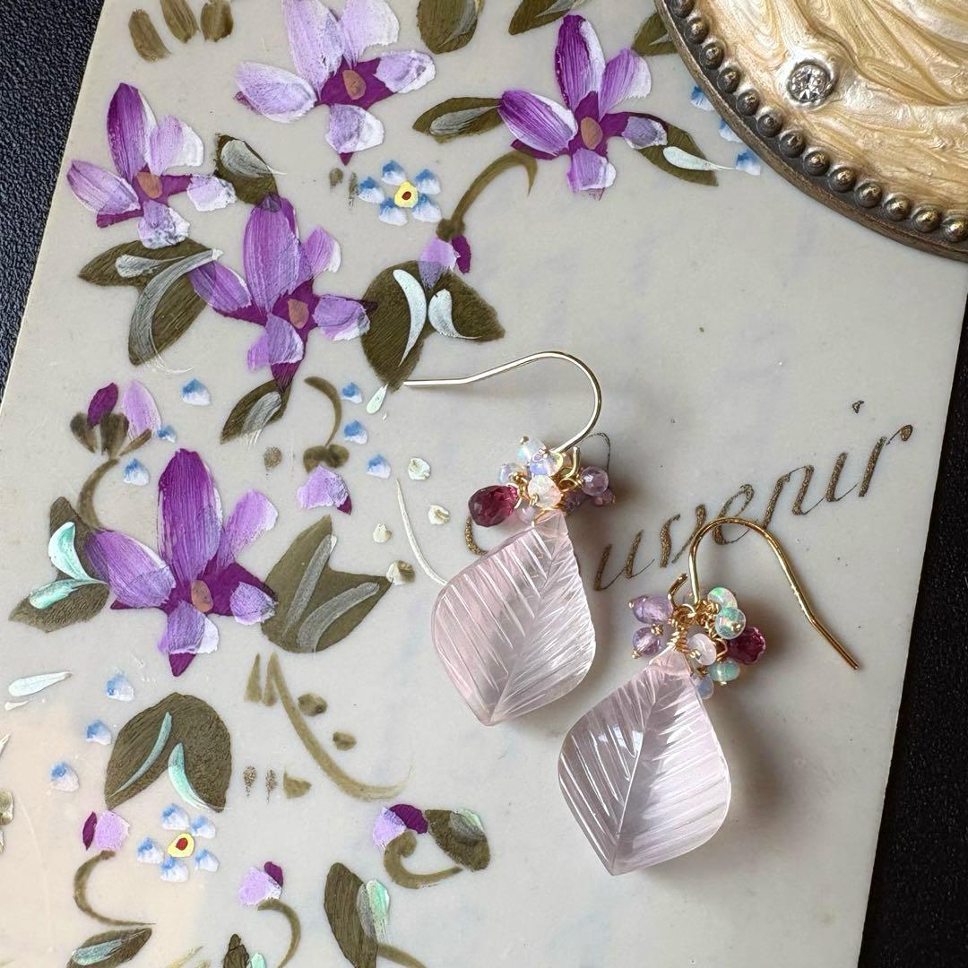 《1点限定》ローズクォーツリーフカービング＊ピアスorイヤリング