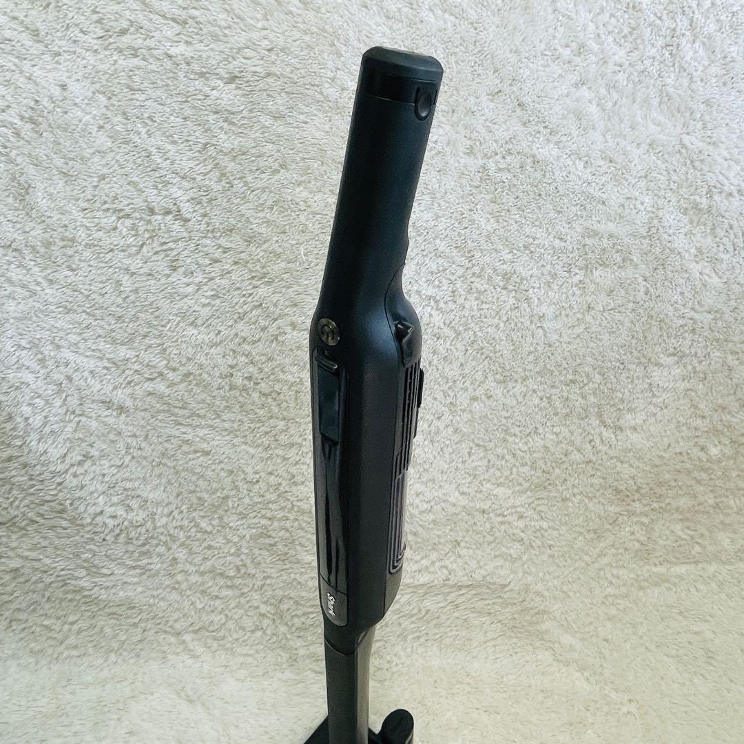 Shark シャーク　コードレススティッククリーナー　掃除機 CS601JBK