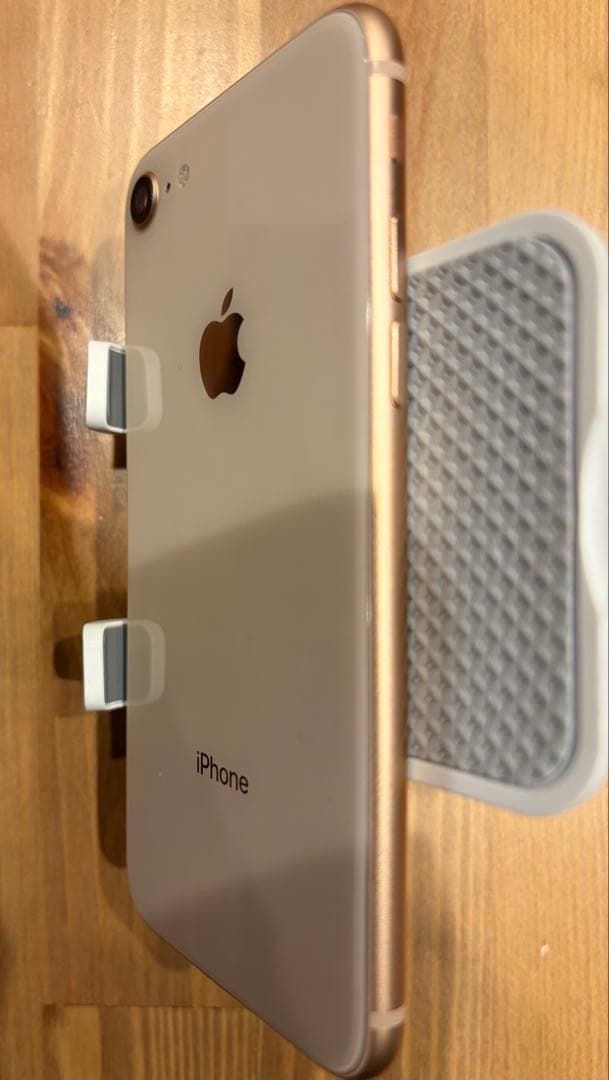 Apple iPhone8 ゴールド　64GB