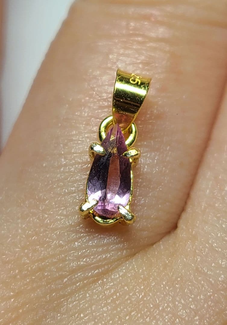 美しいピンクの妖精!!★ブラジルオウロプレイト産インペリアルトパーズ★