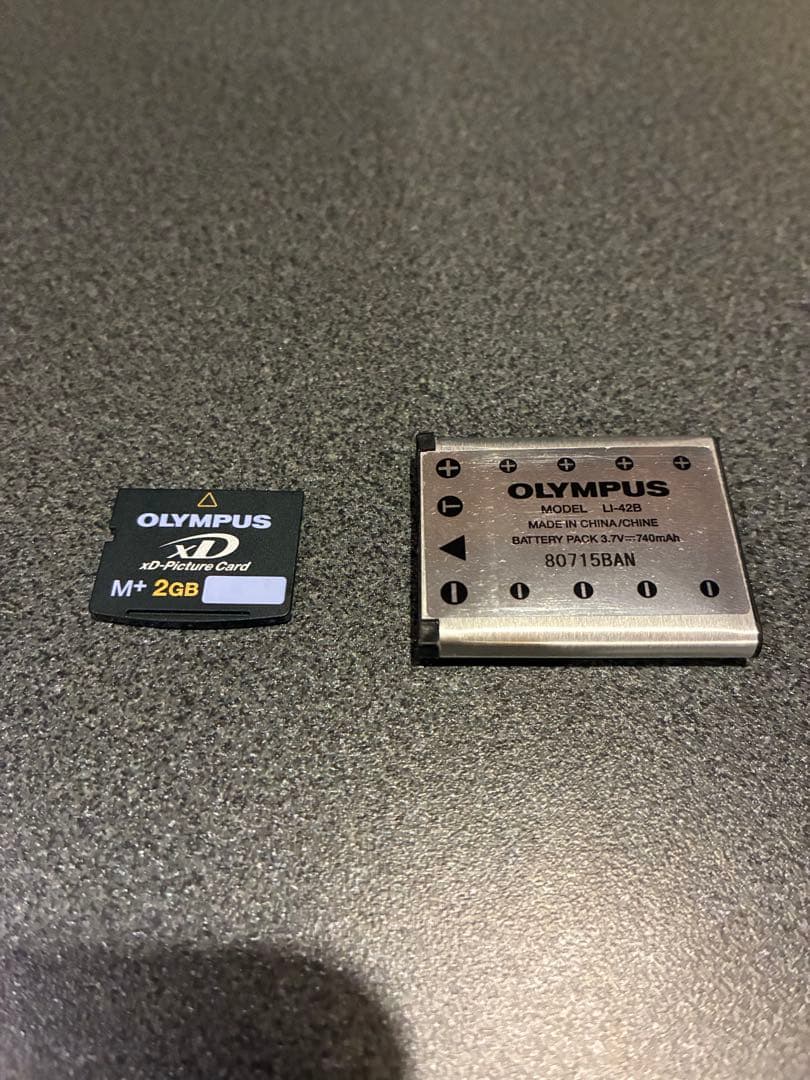 オリンパス μ1060 コンパクトデジタルカメラ(ホワイト)