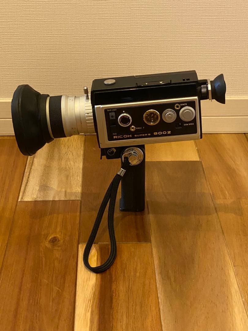 【昭和レトロ】8ミリフィルムカメラ　RICOH SUPER8 800Z