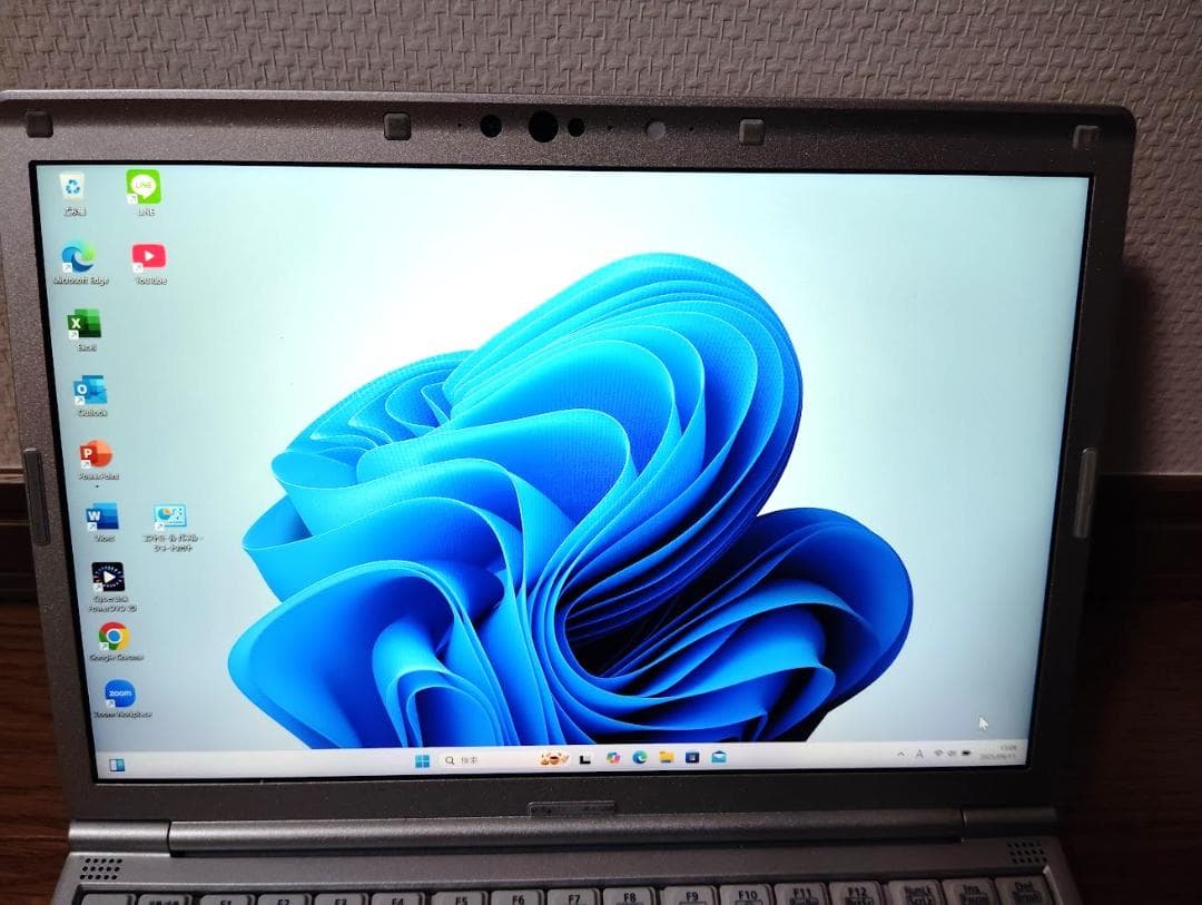 軽い！パナソニック　レッツノートCF-SV７ Win11　cori5