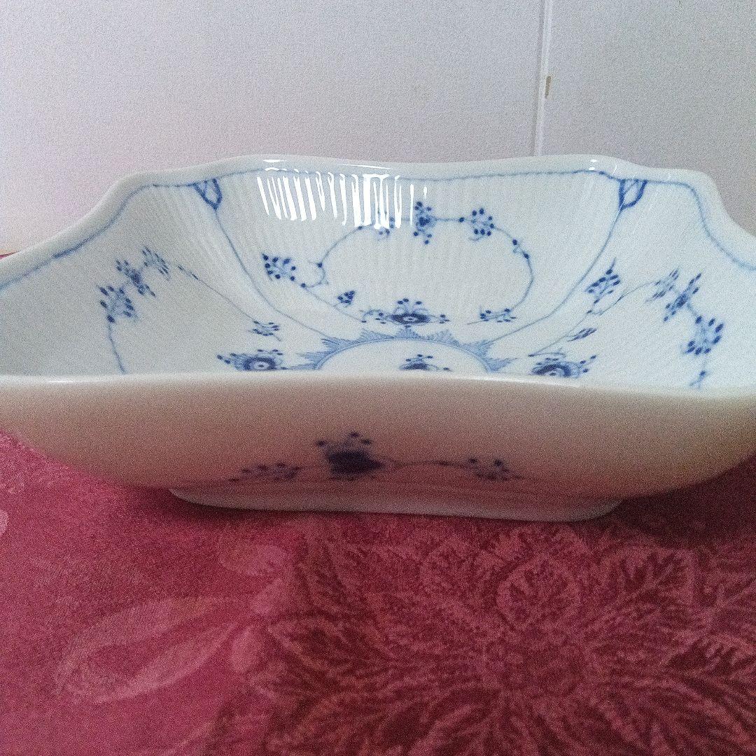 ロイヤルコペンハーゲン 　 ブルーフルーテッド菓子器 共箱付き　未使用