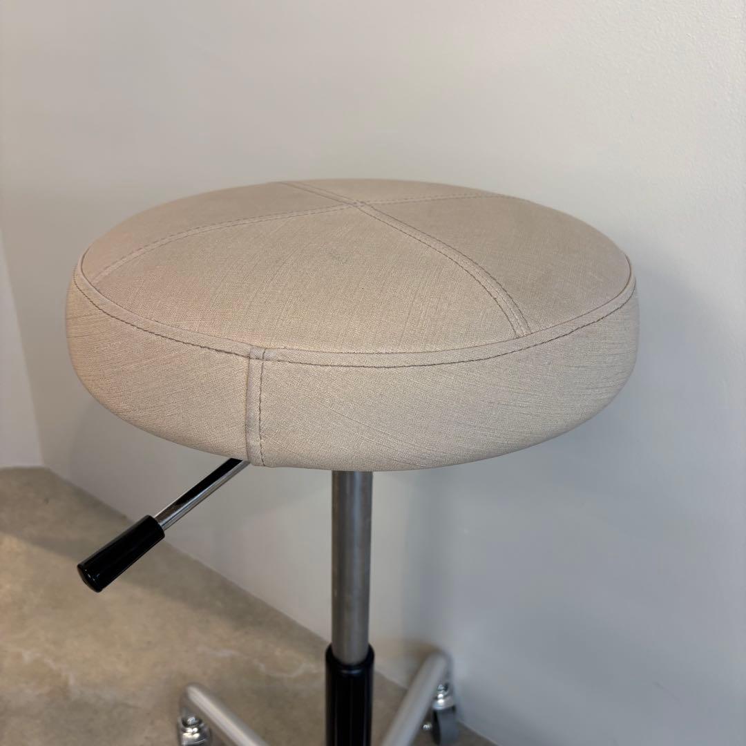 タカラベルモント　カットチェア　スツール