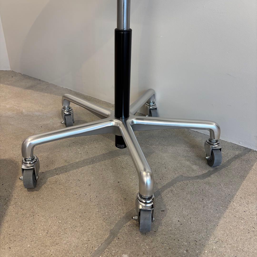 タカラベルモント　カットチェア　スツール