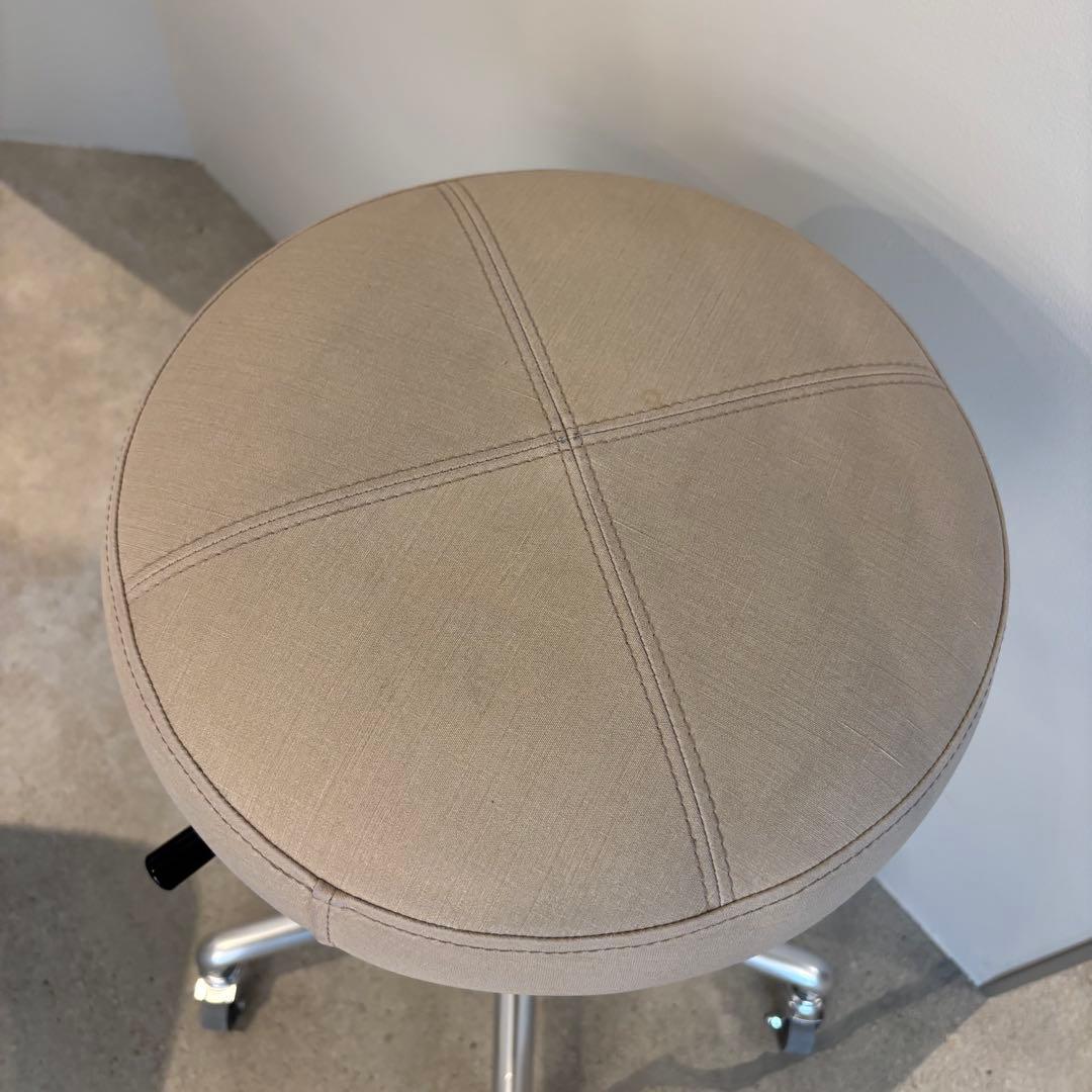 タカラベルモント　カットチェア　スツール