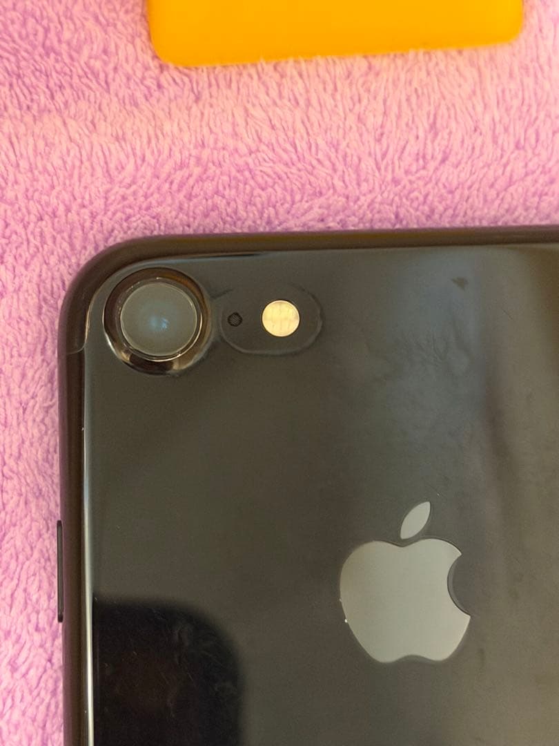 Apple iPhone 7 ブラック128GB