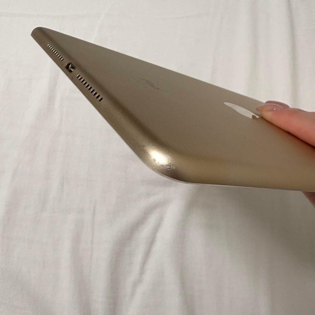 iPad本体 iPad mini4 128GB